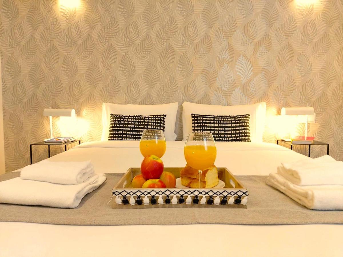Apartamento Nuevo Y Reformado Al Lado De La Gran Via Madrilena Esterno foto