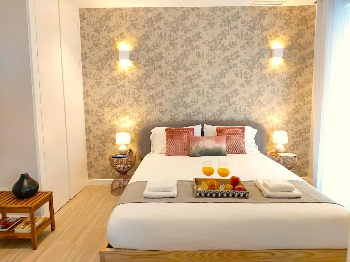 Apartamento Nuevo Y Reformado Al Lado De La Gran Via Madrilena Esterno foto